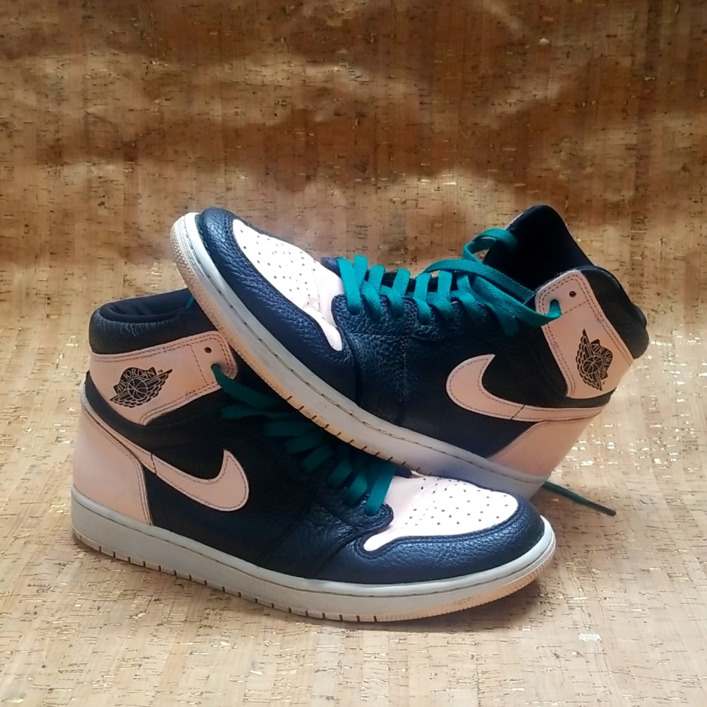 Jordan 1 Retro High Black Crimson Tint Men's Size 11